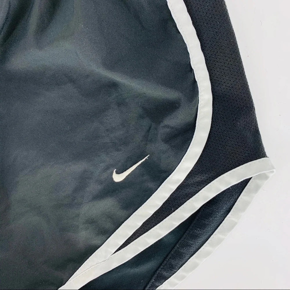 Nike Dry Tempo running shorts - Picture 3 of 5